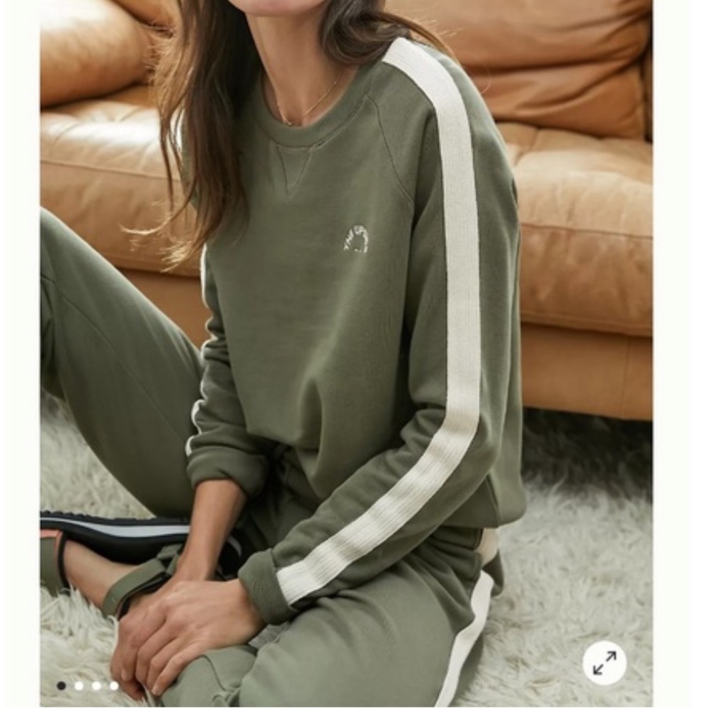 The Upside green sweatshirt Sz. M
